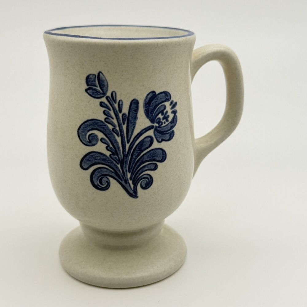 Pfaltzgraff Yorktowne Footed Pedestal Mug 5"